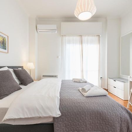 Cozy And Fresh Apt Close To Metro أثينا المظهر الخارجي الصورة