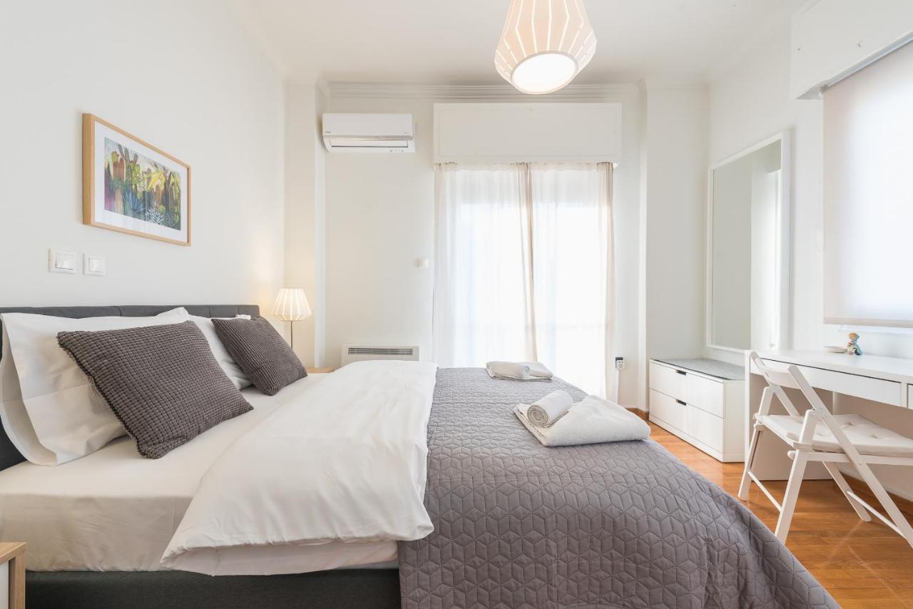 Cozy And Fresh Apt Close To Metro أثينا المظهر الخارجي الصورة