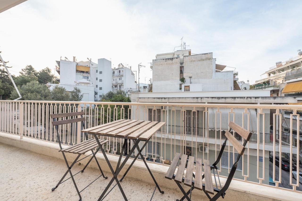 Cozy And Fresh Apt Close To Metro أثينا المظهر الخارجي الصورة