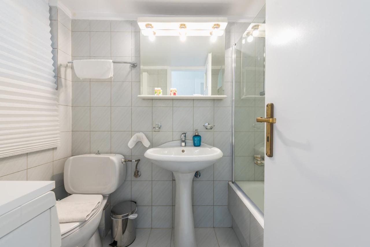 Cozy And Fresh Apt Close To Metro أثينا المظهر الخارجي الصورة