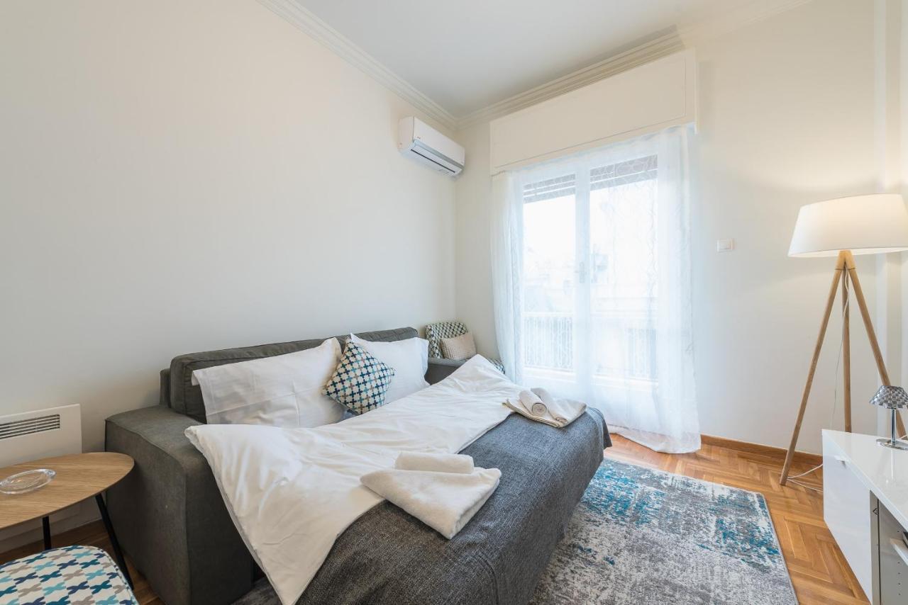 Cozy And Fresh Apt Close To Metro أثينا المظهر الخارجي الصورة