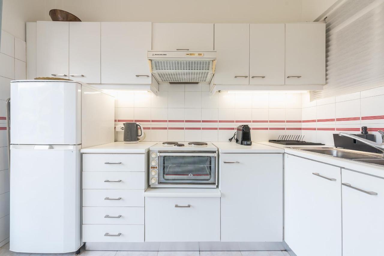 Cozy And Fresh Apt Close To Metro أثينا المظهر الخارجي الصورة